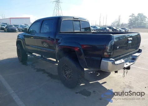 2013 Toyota Tacoma Base V6 z USA, uszkodzony, nr VIN 3TMLU4EN6DM132373